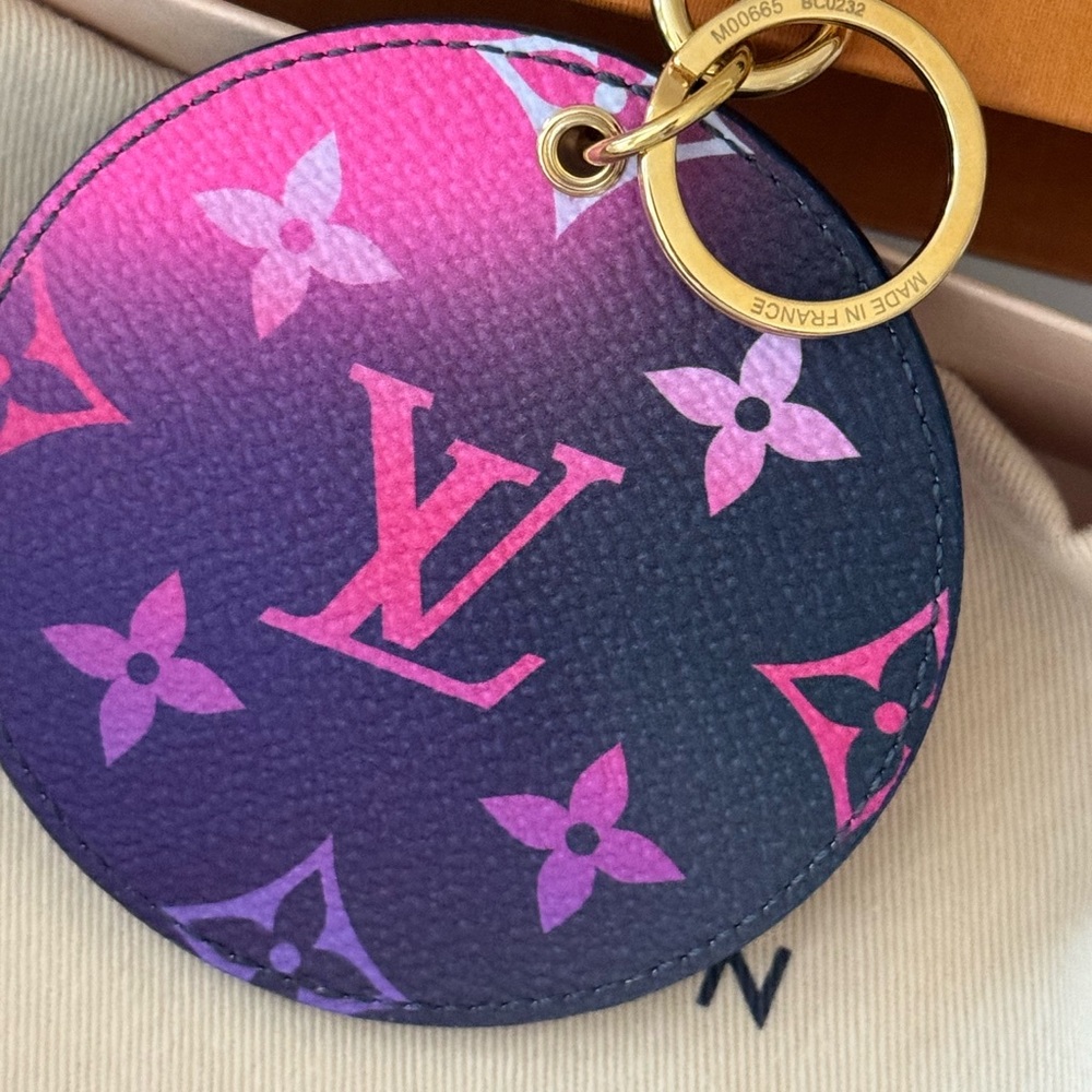 Louis Vuitton Bag Charm Key Holder M00665, Midnight Fuschia - Picture 8 of 13